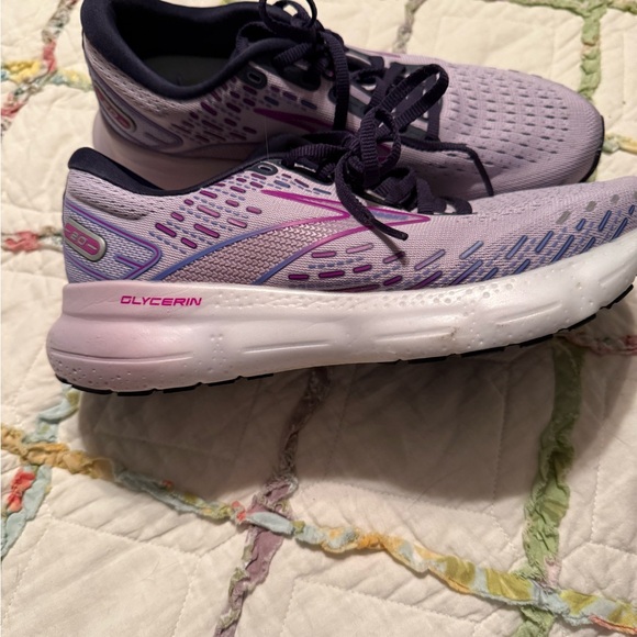 Brooks Women's Running Shoes - Purple and White Size 7.5 - Picture 7 of 8